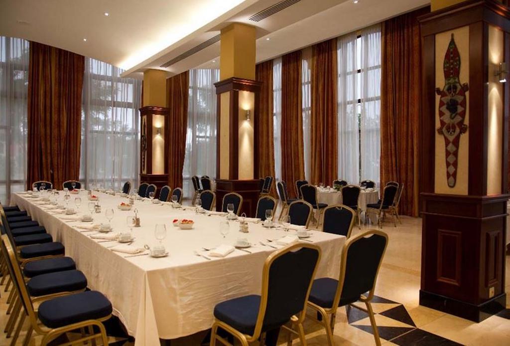 Lancaster Ouaga 2000 Hotel Ouagadougou Bagian luar foto