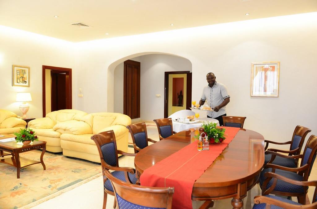 Lancaster Ouaga 2000 Hotel Ouagadougou Bagian luar foto