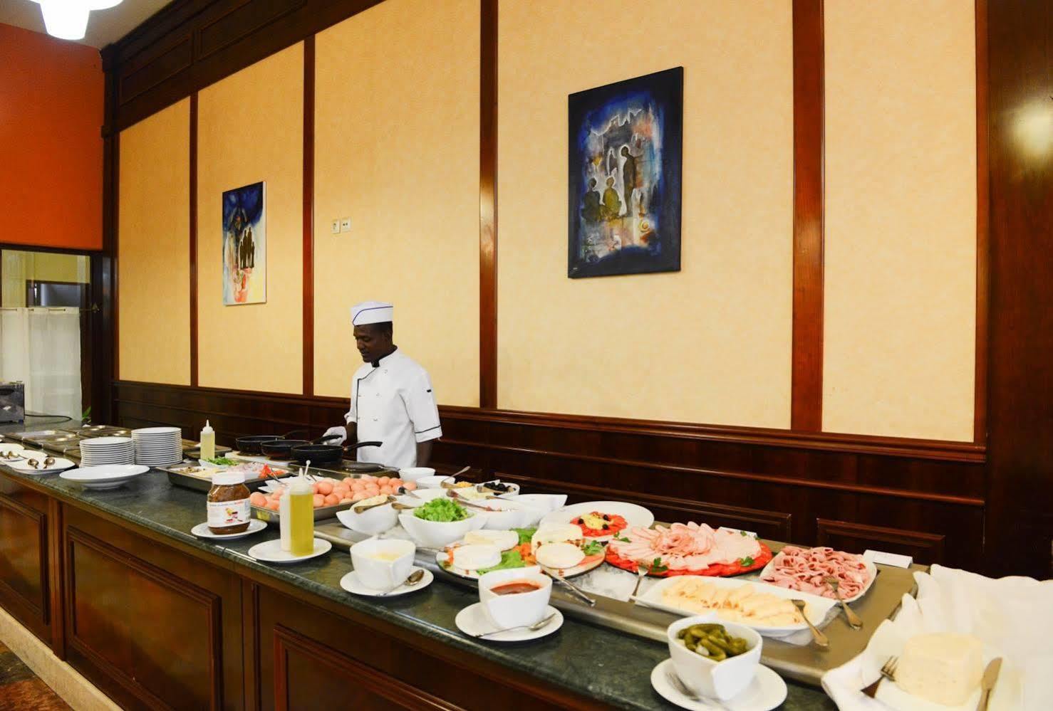 Lancaster Ouaga 2000 Hotel Ouagadougou Bagian luar foto