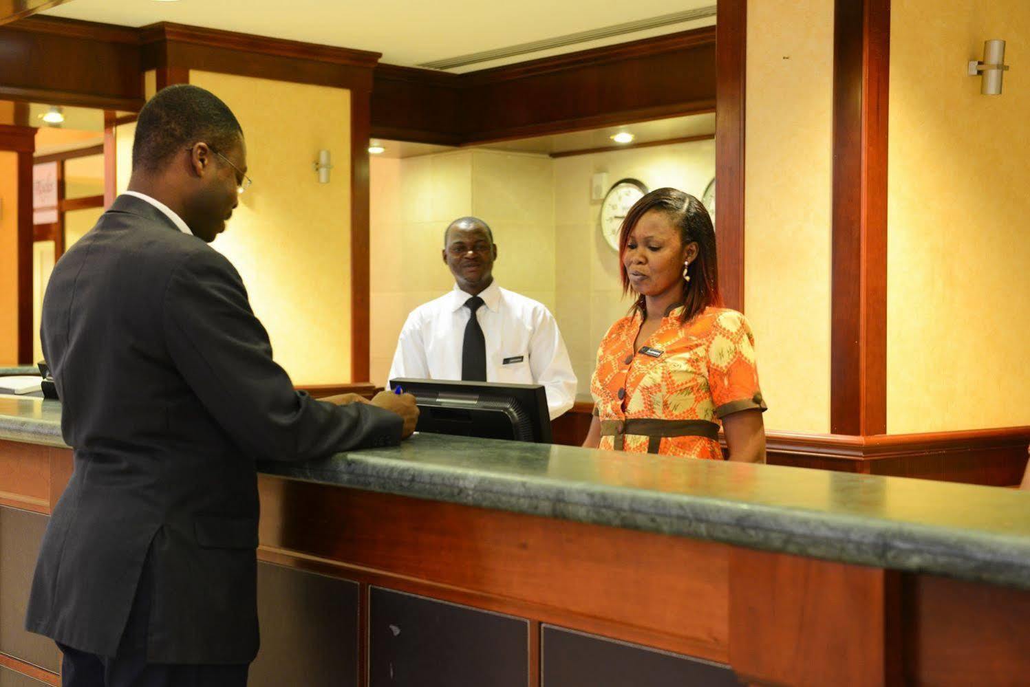 Lancaster Ouaga 2000 Hotel Ouagadougou Bagian luar foto