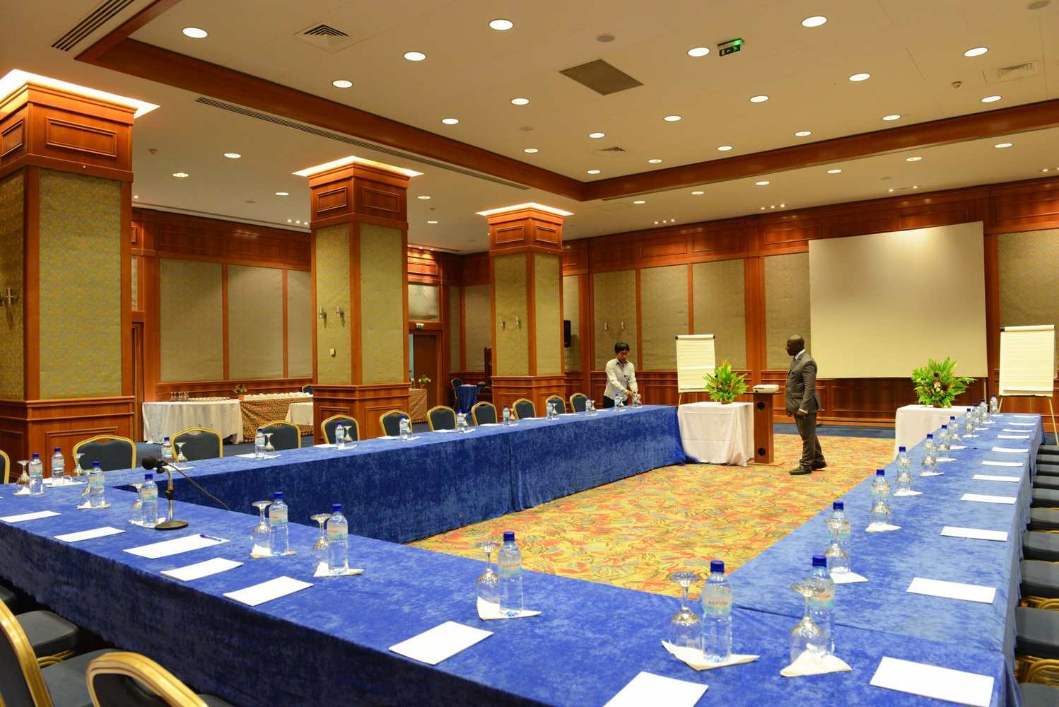 Lancaster Ouaga 2000 Hotel Ouagadougou Bagian luar foto